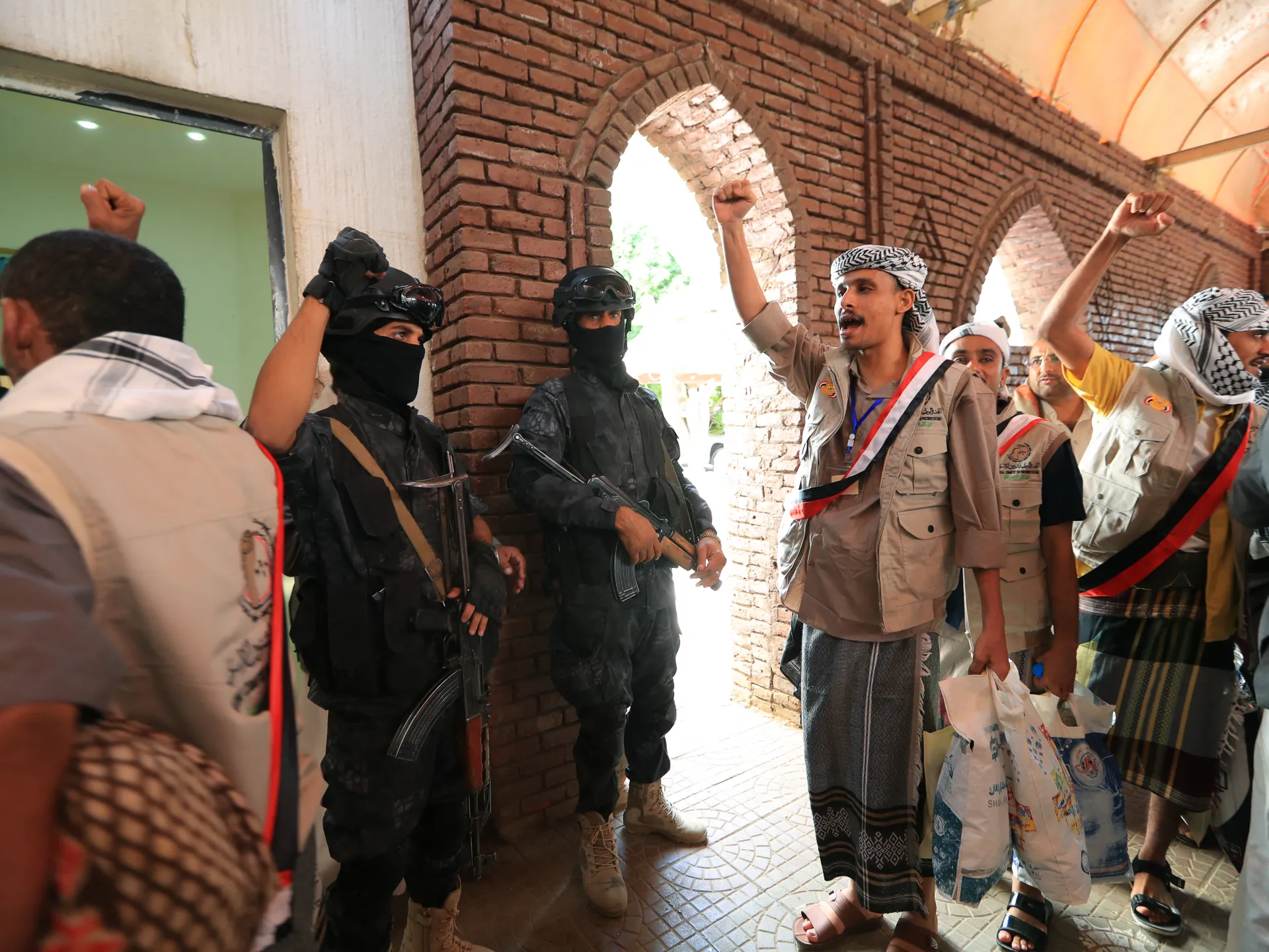 Guerre en Iran en direct : l'Arabie saoudite et les Houthis échangent des frappes sur Bab el-Mandeb | Actualités du Hamas | Al Jazeera