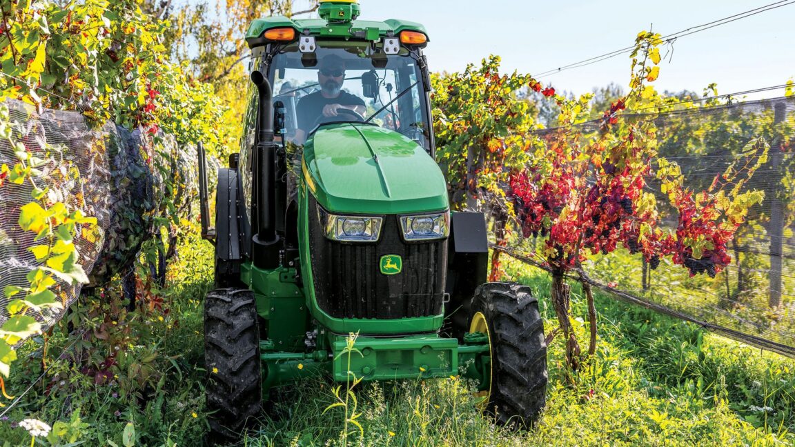 J'ai réparé un tracteur grâce au service d'auto-réparation de John Deere. Les agriculteurs ne sont pas convaincus.