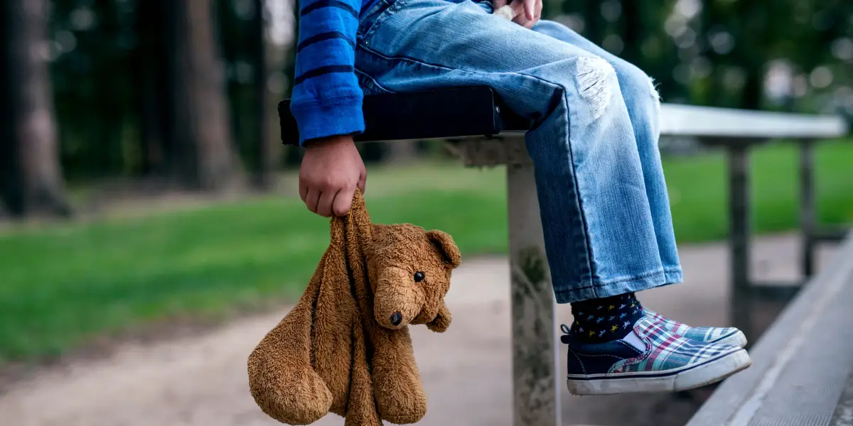 Mon fils de 19 ans a déménagé à l'autre bout du pays avec 4 jours de préavis. Ce qu'il a emballé a rendu plus facile de le laisser partir.