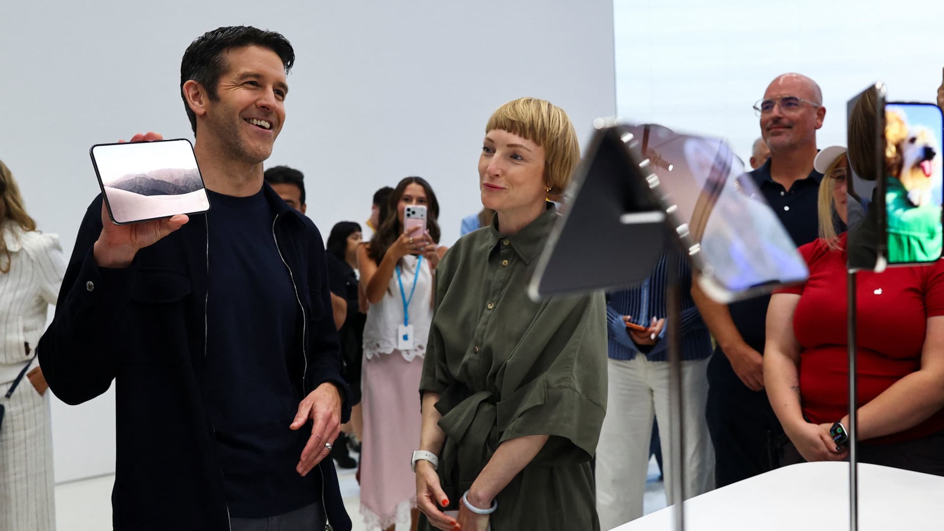 L'iPhone Duo entre sur le marché encombré des pliables en Chine et fait face à un test de prix