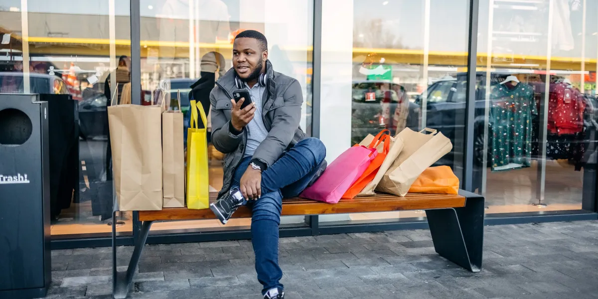 L'Amérique a perdu 200 centres commerciaux. Aujourd'hui, la génération Z aide les plus résistants à faire leur come-back