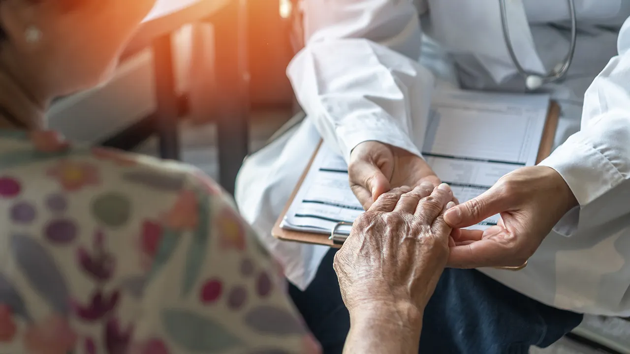 La maladie de Parkinson devient de plus en plus fréquente : voici 5 choses que tout le monde devrait savoir