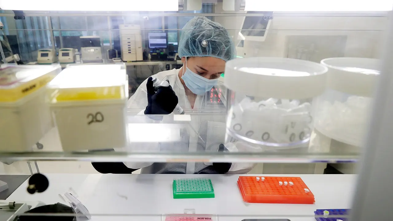Menace d'arme biologique : Anthropic tire la sonnette d'alarme sur des acteurs étrangers planifiant des expériences sur des virus