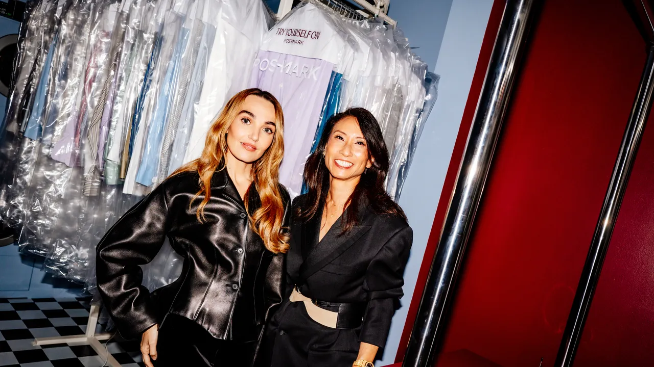 Lisez toujours l'étiquette d'entretien ! Dans les coulisses de la soirée de Poshmark au pressing pendant la NYFW