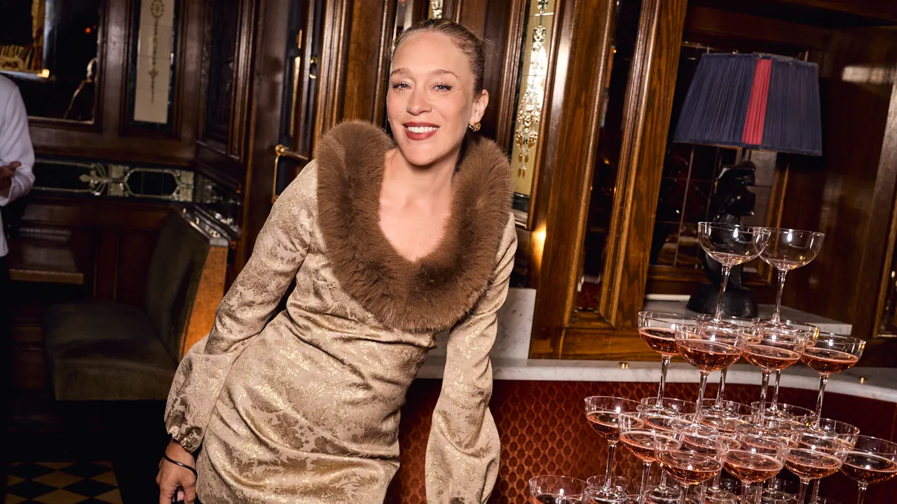Mytheresa, Chloë Sevigny et un parterre de personnalités élégantes placent le style new-yorkais au premier plan
